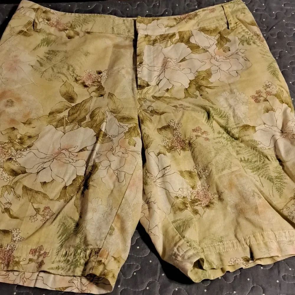 Caribbean Joe shorts size 14 petite